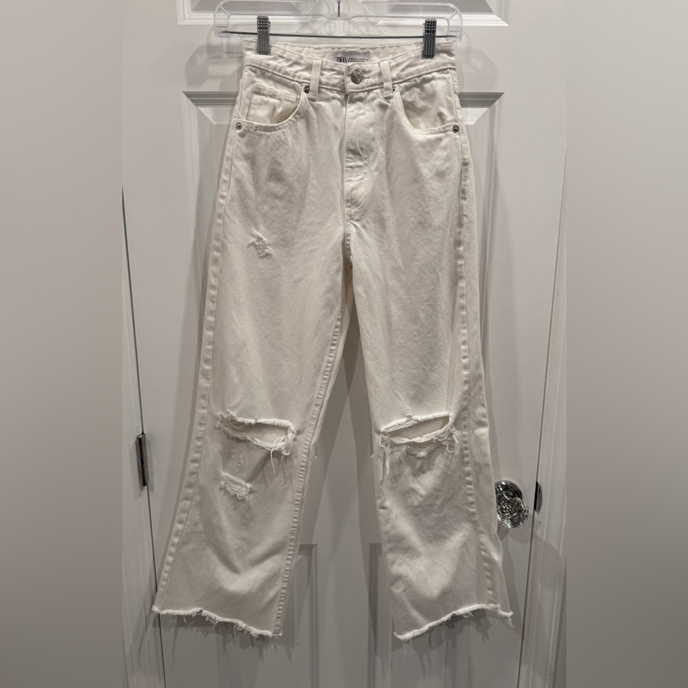 Zara White Distressed Straight Leg Jeans Crop